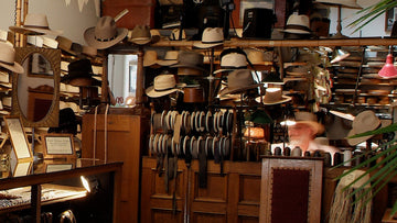 What are the ways to find the best online hat store? Top six tips
