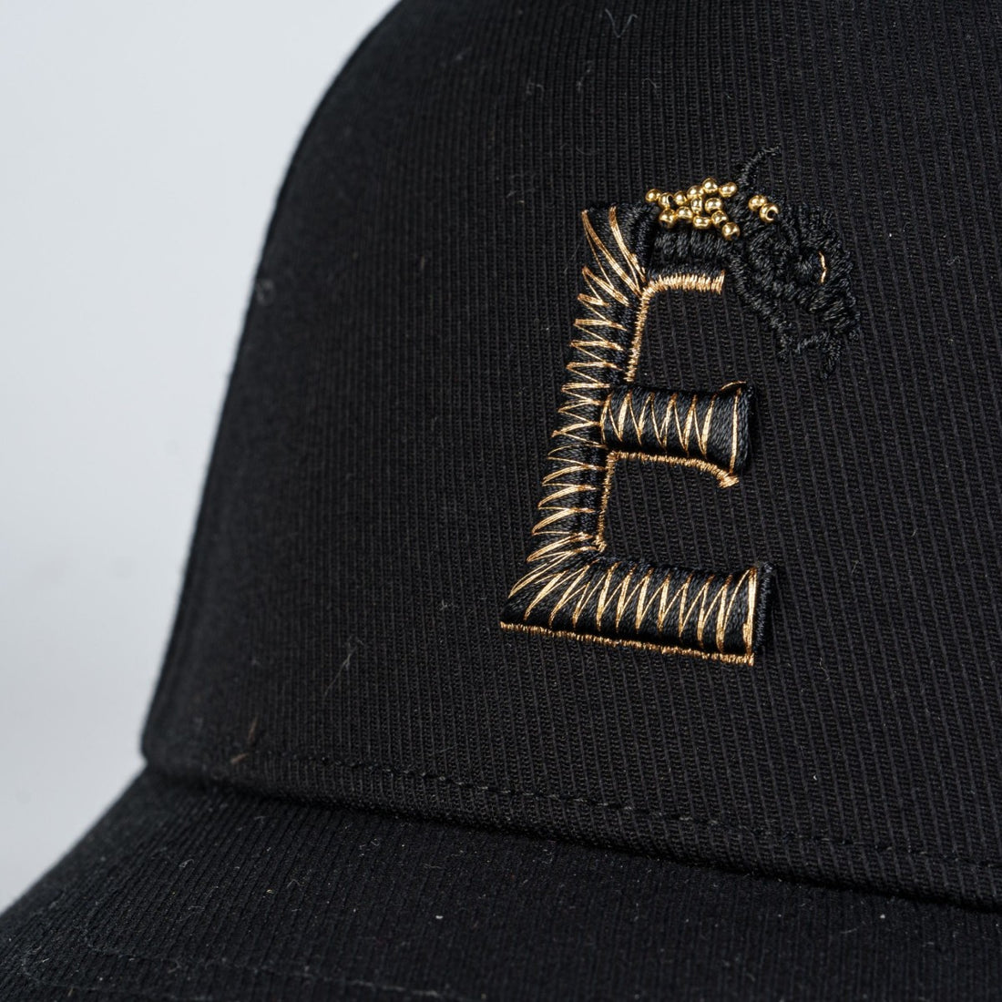 Ever-last bead embroidery baseball cap